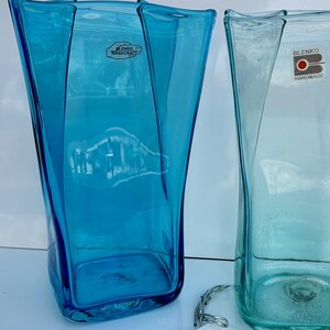 希少なヴィンテージ BLENKO ブレンコガラス　USA製　希少なアメジスト色 Blenko Glass Vase - Etsy