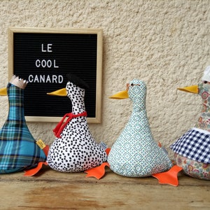 Cool Canard Doorstop / Bookend. Fabric duck doorstop. flat packed. floral heavy cotton. Funny doorstop. Animal doorstops, house warming image 10