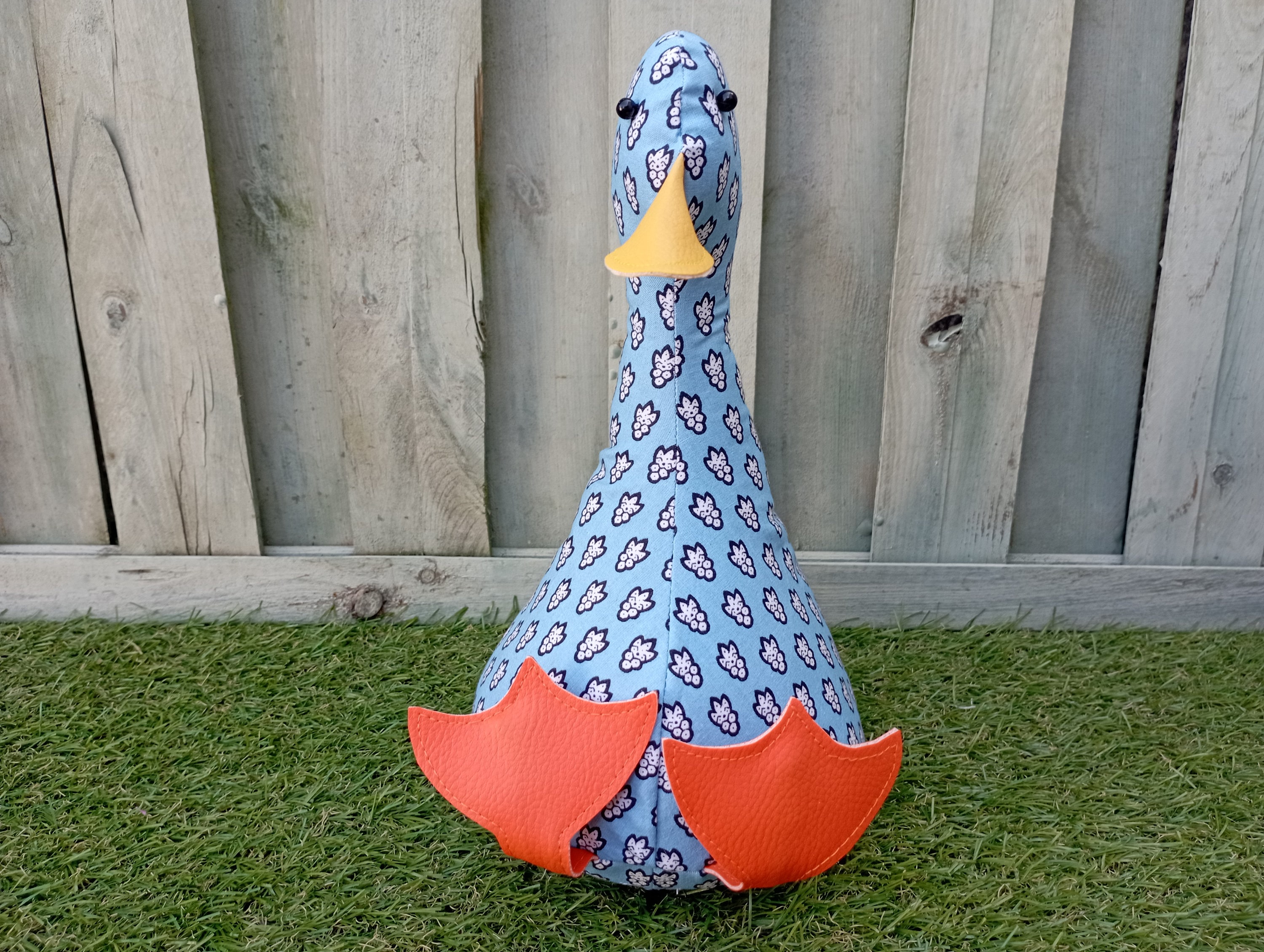 Cool Canard Doorstop/Bookend. Blue & Black. Flat Packed. Funny Doorstops Duck Decor House Warming - Unique Gift Diy Doorstop Popular