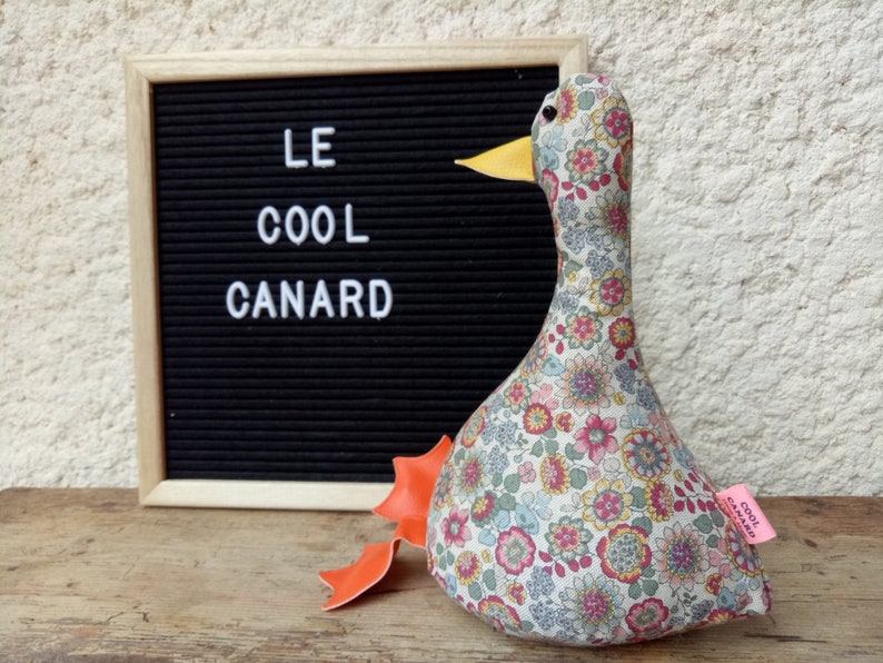 Cool Canard Doorstop / Bookend. Fabric duck doorstop. flat packed. floral heavy cotton. Funny doorstop. Animal doorstops, house warming image 3