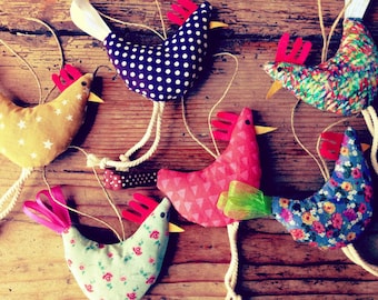 Lavender Chicken - little cute chicken filled with wadding and dried lavender. Your choice of fabric