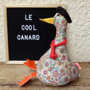 Cool Canard Doorstop / Bookend. Fabric duck doorstop. flat packed. floral heavy cotton. Funny doorstop. Animal doorstops, house warming image 6