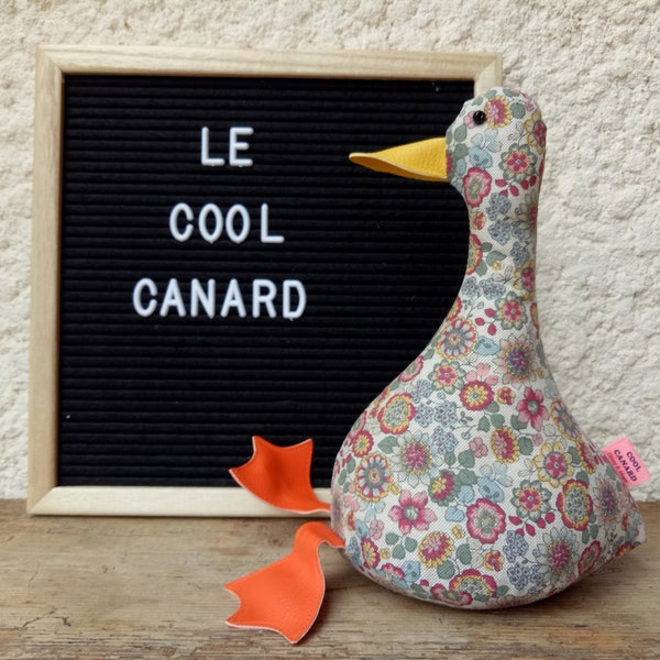 Cool Canard Doorstop / Bookend. Fabric duck doorstop. flat packed. floral heavy cotton. Funny doorstop. Animal doorstops, house warming