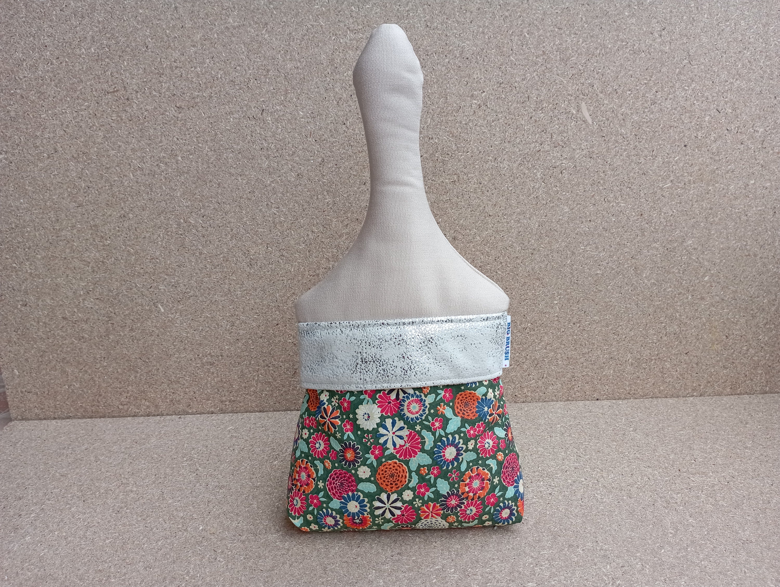 Big Brush Doorstop - Orange Floral 70's Pinceau en Tissu Bookend Décoration Intérieure Bricolage Acc