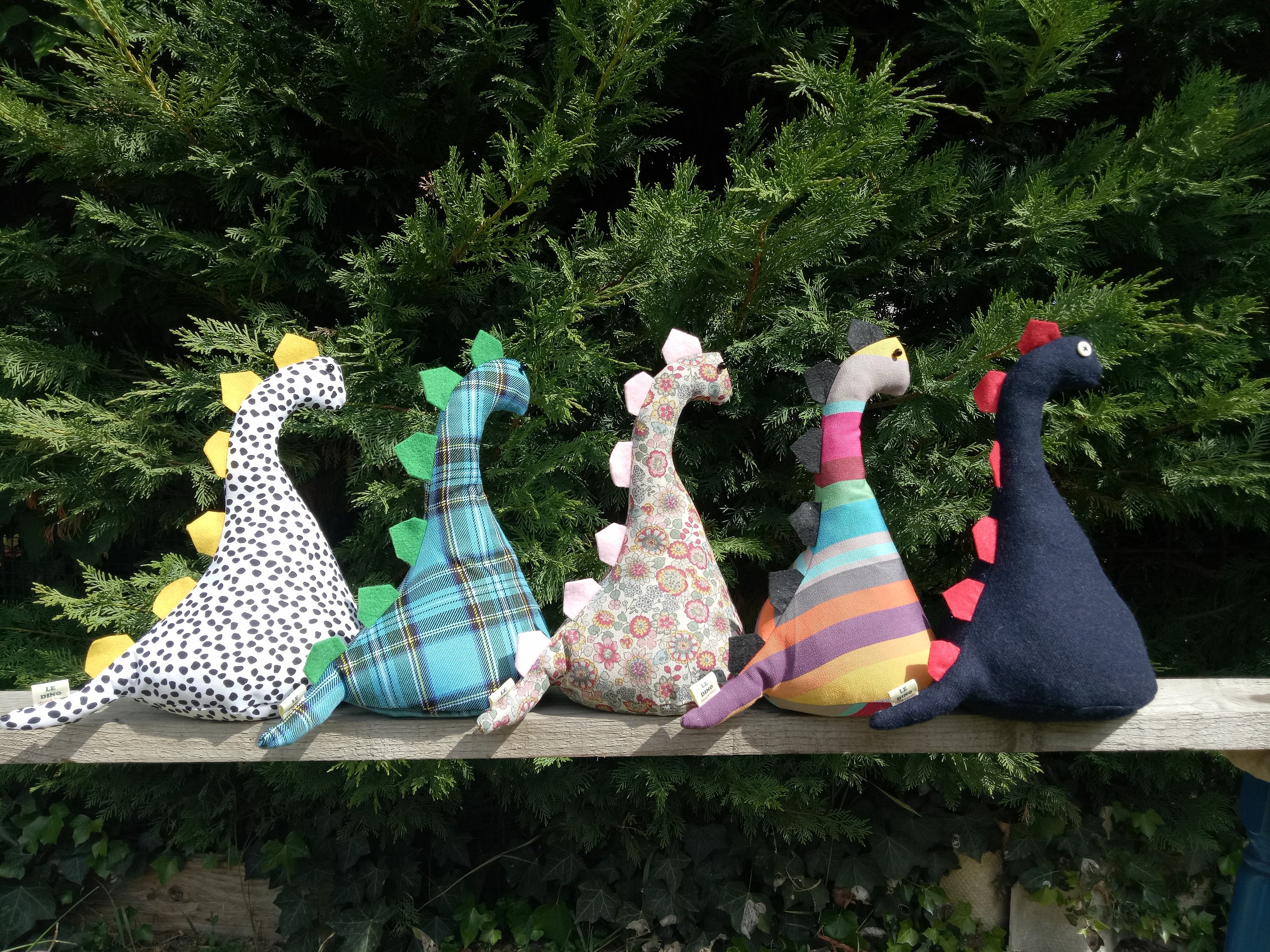 Dinosour Doorstop/Bookend - Choix de Couleur -Arrêt Porte Emballé à Plat Pour Le Remplissage La Mais