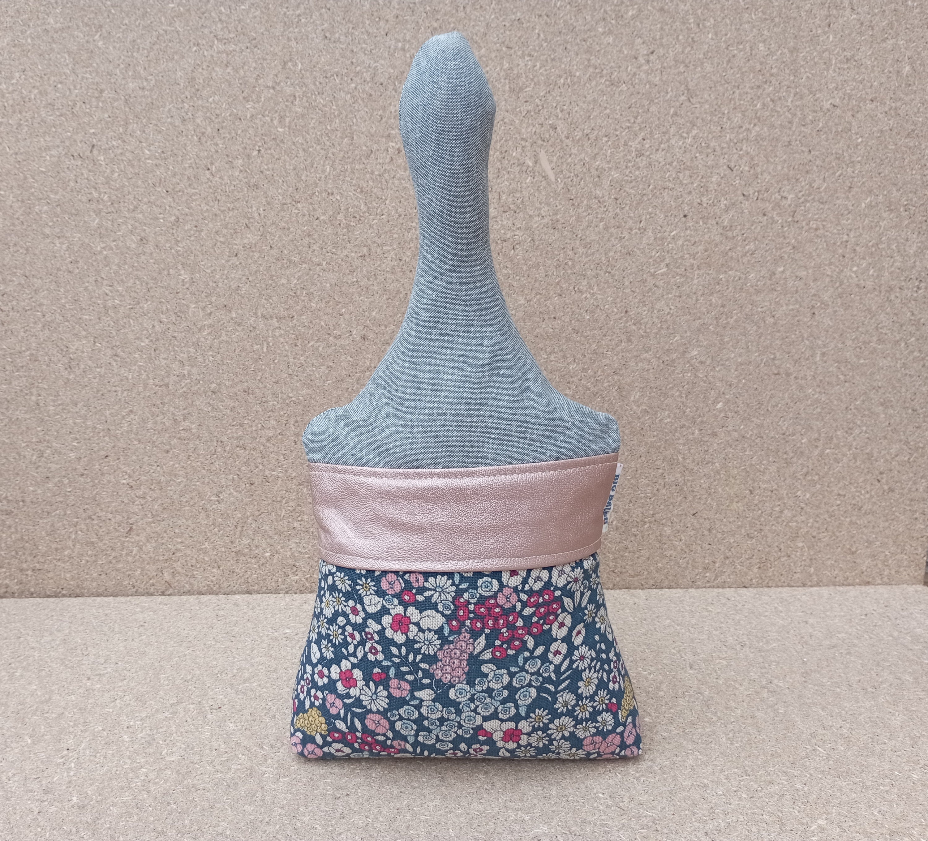 Big Brush Doorstop - Bleu Floral Pinceau en Tissu Serre-Livre Décoration Intérieure Bricolage Arrêt 