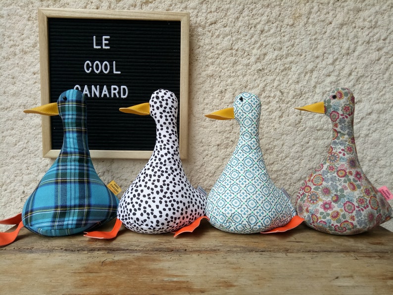 Cool Canard Doorstop / Bookend. Fabric duck doorstop. flat packed. floral heavy cotton. Funny doorstop. Animal doorstops, house warming image 9