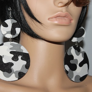 Black/Gray camouflage print fabric dangle earrings| Wooden earrings| Diva earrings| Army earrings| BOLD earrings| Pierced dangle earrings
