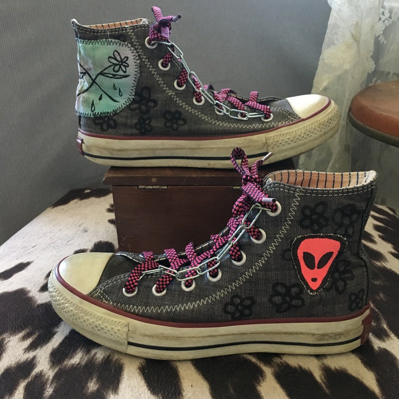converse alien