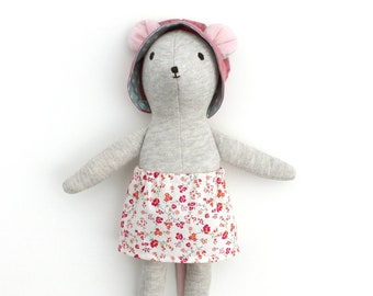 Organic Mouse Doll | Stuffed Animal Toy | Organic Cotton