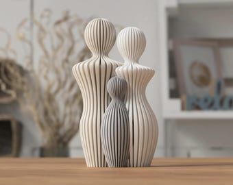 3D Printed Figurine of Family with 1 Child - Unique Family Figurine for Mother's Day, Father's Day, Birth or Personal Gift - Mom, Dad, Child