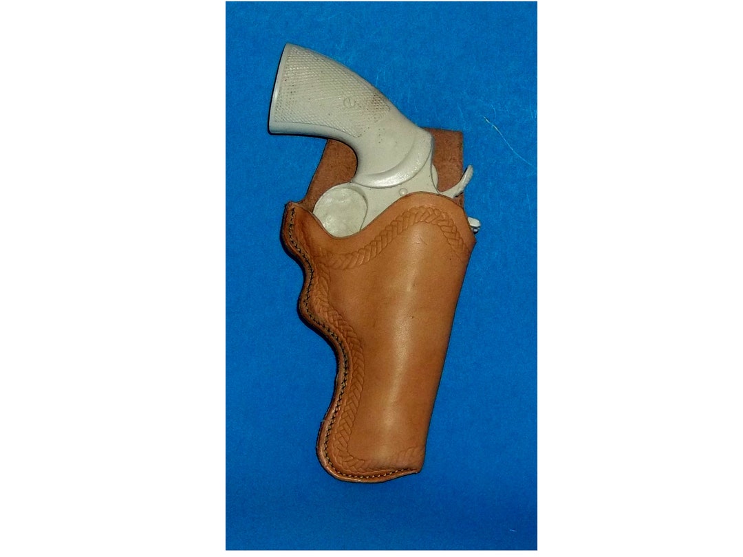 Python Style Magnum Revolvers With 4