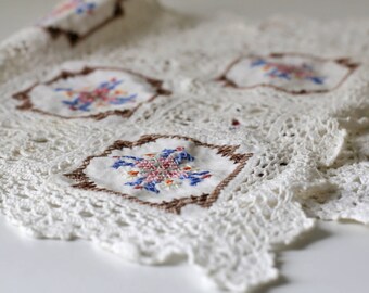 Vintage Hand-embroidered Cotton Napkin