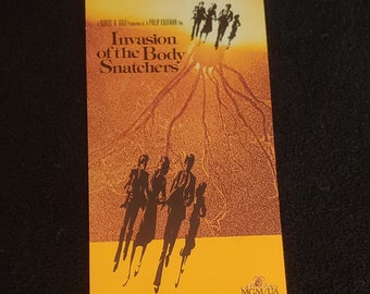 Invasie van de BODY SNATCHERS (1978) ZELDZAAM! - Hergebruikte originele VHS-hoes tot uniek dagboek, gelinieerd of ongevoerd papier, geweldig cadeau