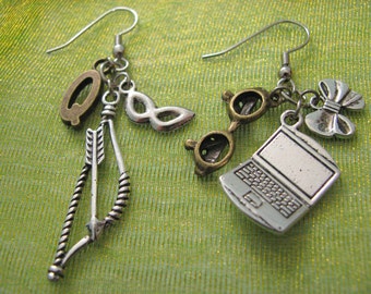 BOW & ARROW Laptop Super Hero Inspired Earrings - With 6 Charms - Not A Licensed Product - Superhero