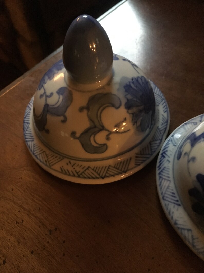 Porcelain Oriental Vase Lids 2 Urn Lids Oriental Urn Lids