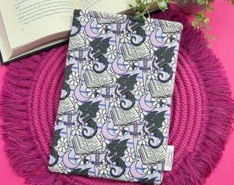 Housse livre dragon, housse Kindle noire et violette, accessoires de lecture fantastiques, pochette rembourrée pour liseuse, cadeau livresque pour liseuse romantique