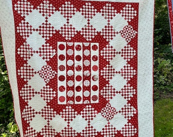 Squares and Dots Quilt Pattern