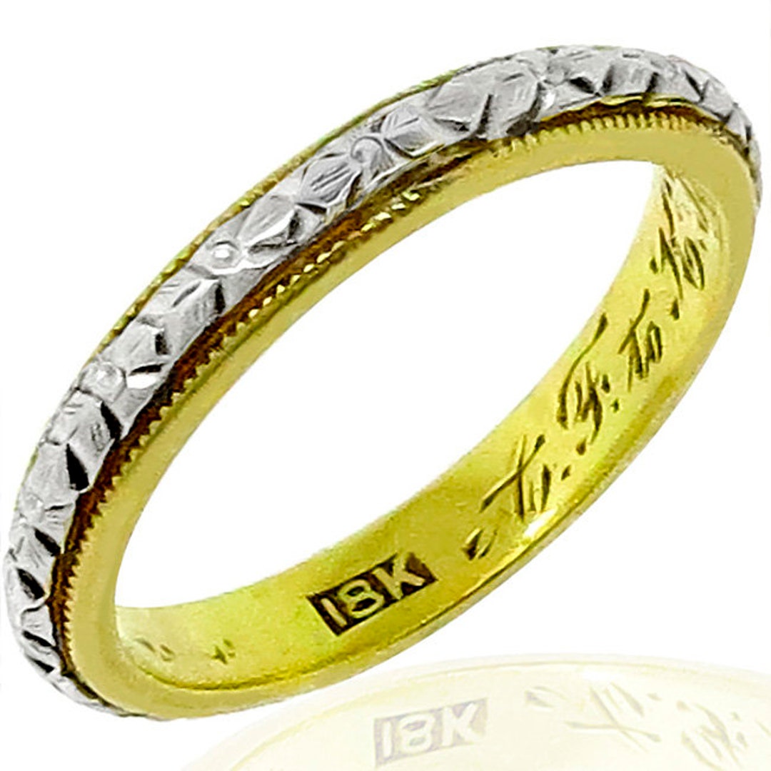 18ct Yellow Gold Venetian Band