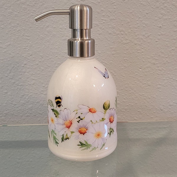 Daisy Flowers Soap Dispenser, Lotion Bottle, Border Decal on Painted Plastic Dispenser Bottle with SS Pump, Resin Coated, Reusable