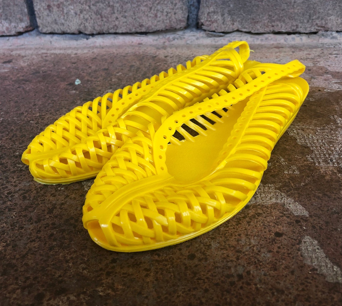 yellow jelly shoes