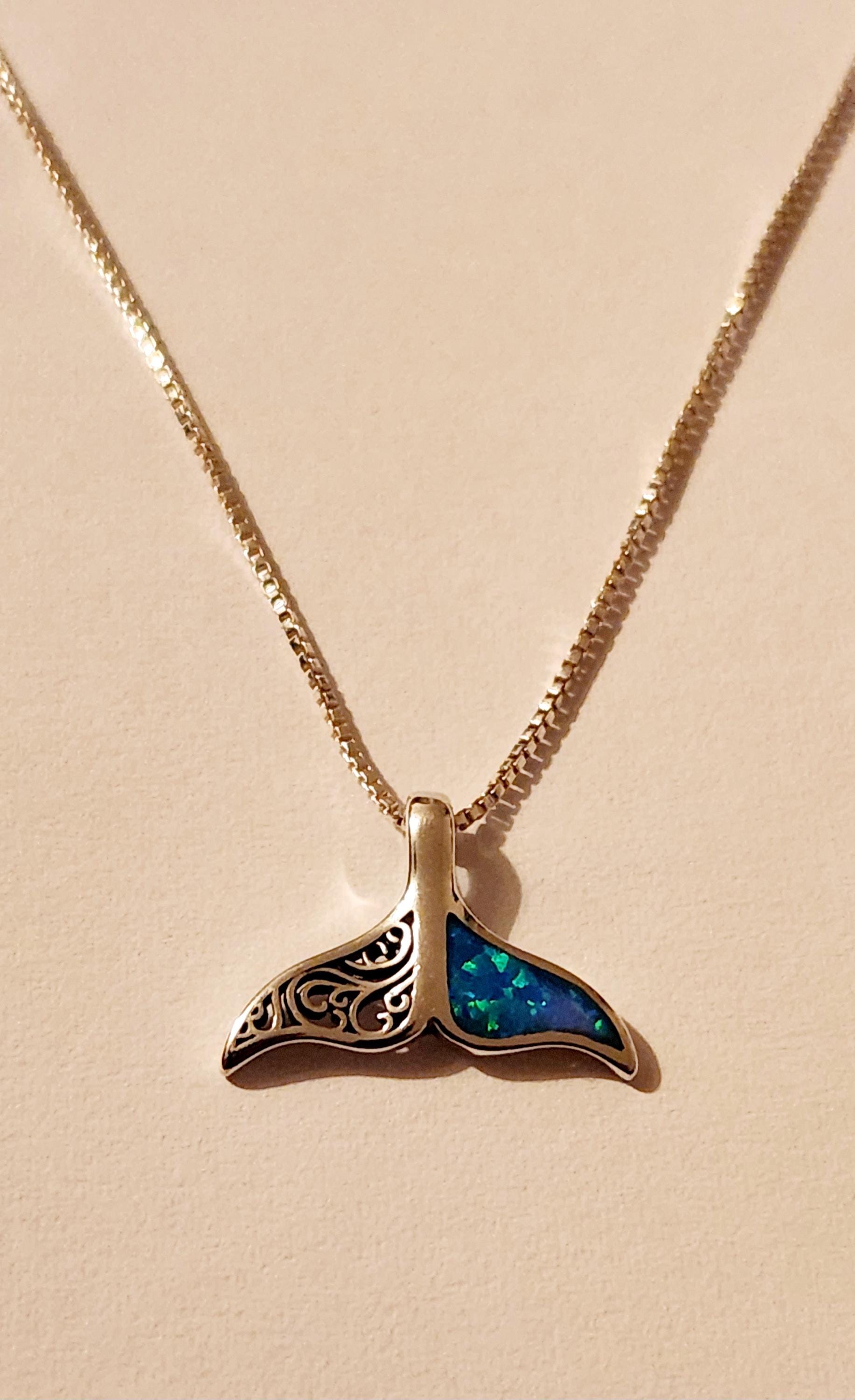アクセサリー Whale tail opal necklace Opal Whale Tail Necklace – GoBeachy