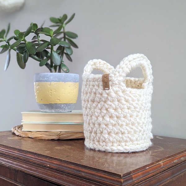 Crochet pattern basket, Easy Crochet Pattern, crochet decor, boho crochet basket, entry way organization,   kitchen storage basket, for her