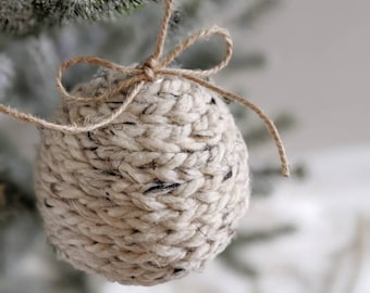 Boho Christmas ornaments, neutral christmas ornaments, yarn ornaments, christmas gift for her, teacher christmas gift, stocking stuffer for