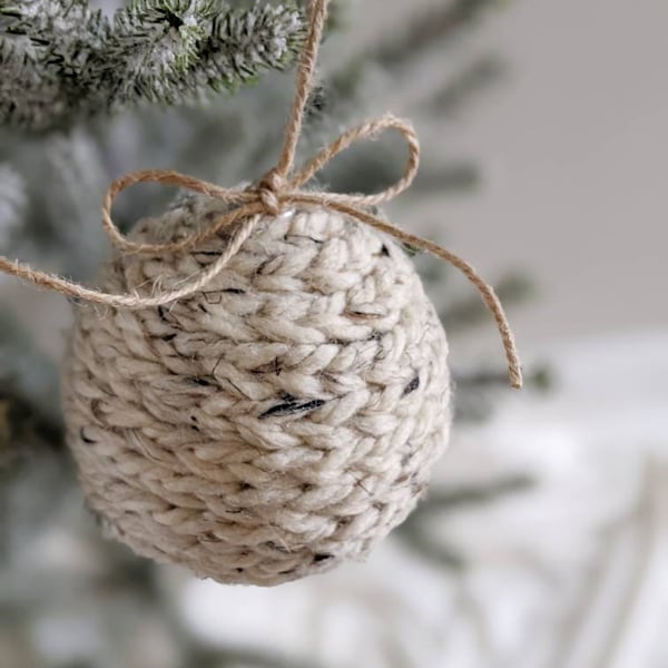 Boho Christmas ornaments, neutral christmas ornaments, yarn ornaments, christmas gift for her, teacher christmas gift, stocking stuffer for