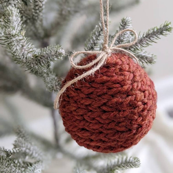 red christmas ornaments, rustic red, yarn christmas ornaments, boho yarn ornaments, christmas gift for grandma, stocking stuffers for mom