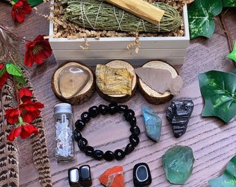 Energetic Protection Crystal Kit | Gemstone & Sage Gift Set for Meditation Altar, Crystal Healing Wicca, Metaphysical Spiritual Gifts