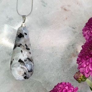 Rainbow Moonstone Teardrop Crystal Silver Necklace | 100% Natural Authentic Gemstone Crystal Healing Jewelry | Women&#39;s White Pendant Charm