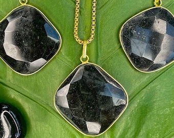 Onyx Crystal Medallion Necklace on Gold Chain | Faceted Onyx Crystal Pendant | Black Crystal Necklace | Unisex Necklace