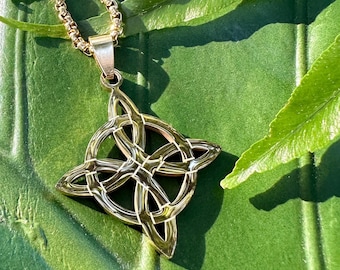 Lover’s Knot Celtic Symbol, Bowen Knot Gold Necklace, Bowen Cross, Celtic Knot Variation, Sacred Geometry, Love Pendant for Girlfriend