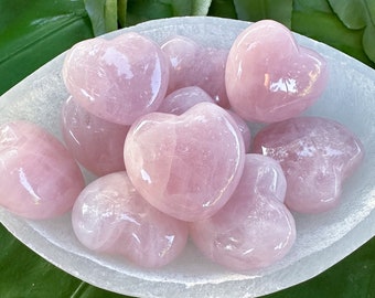 ROSE QUARTZ HEART Crystal (Grade A Natural) Tumbled Polished Pink Heart-Shaped Palm Stone, Crystals for Love | Gemstone for Yoga, Meditation