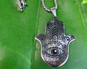 Hamsa Hand Necklace | Silver Hand of Fatima Necklace | Hand of Protection Pendant, Hamsa Charm, Spiritual Jewelry, Evil Eye Necklace