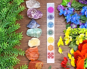 7 Chakras Selenite & Raw Crystal Set | Rough Chakra Crystals, 7 inch Selenite Wand | Meditation Altar, Yoga, Spiritual Gift | Mayan Rose