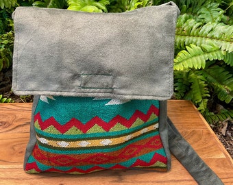Embroidered Unisex Style Grey Gray Messenger Bag, Boho Hippie Style Handbag, Geometric Crossbody Purse, Handmade Indigenous Native Design
