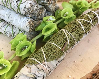 9 inch CEDAR & SAGE Smudge Stick | Large Jumbo White Sage Bundle | Meditation Altar, Home Energy Cleansing, Smudging, Wicca | Mayan Rose