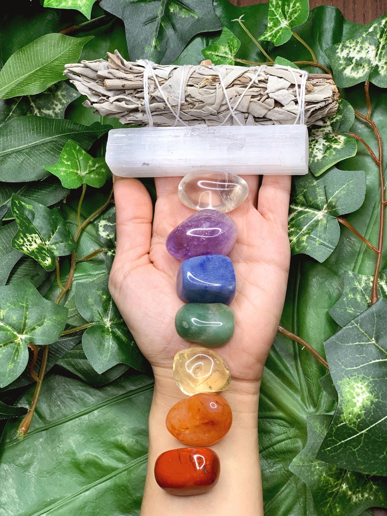 Crystal Box - Set of 7 Chakra Stones & Other Crystal Gifts