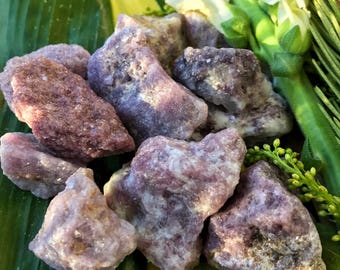 Raw LEPIDOLITE Crystals  - Crystal Geode - Rough Lepidolite Purple Gemstone for Healing, Reiki, Sixth Chakra, Yoga, Meditation,