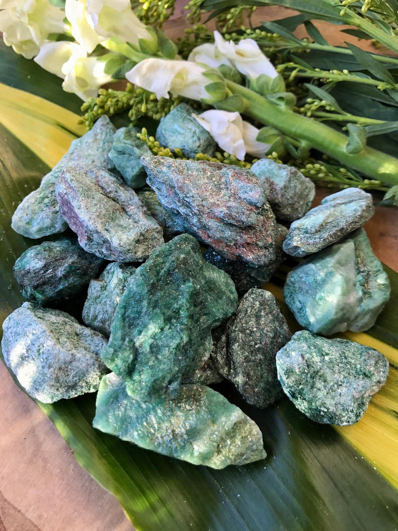 Raw FUCHSITE Crystals Rough Green Crystals Rough Gemstones Etsy
