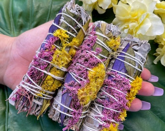 WHITE SAGE Springtime Floral Smudge Stick | Sage Bundle w/ Purple & Yellow Flowers | Ceremony, Ritual, Meditation Altar, Wicca | Mayan Rose
