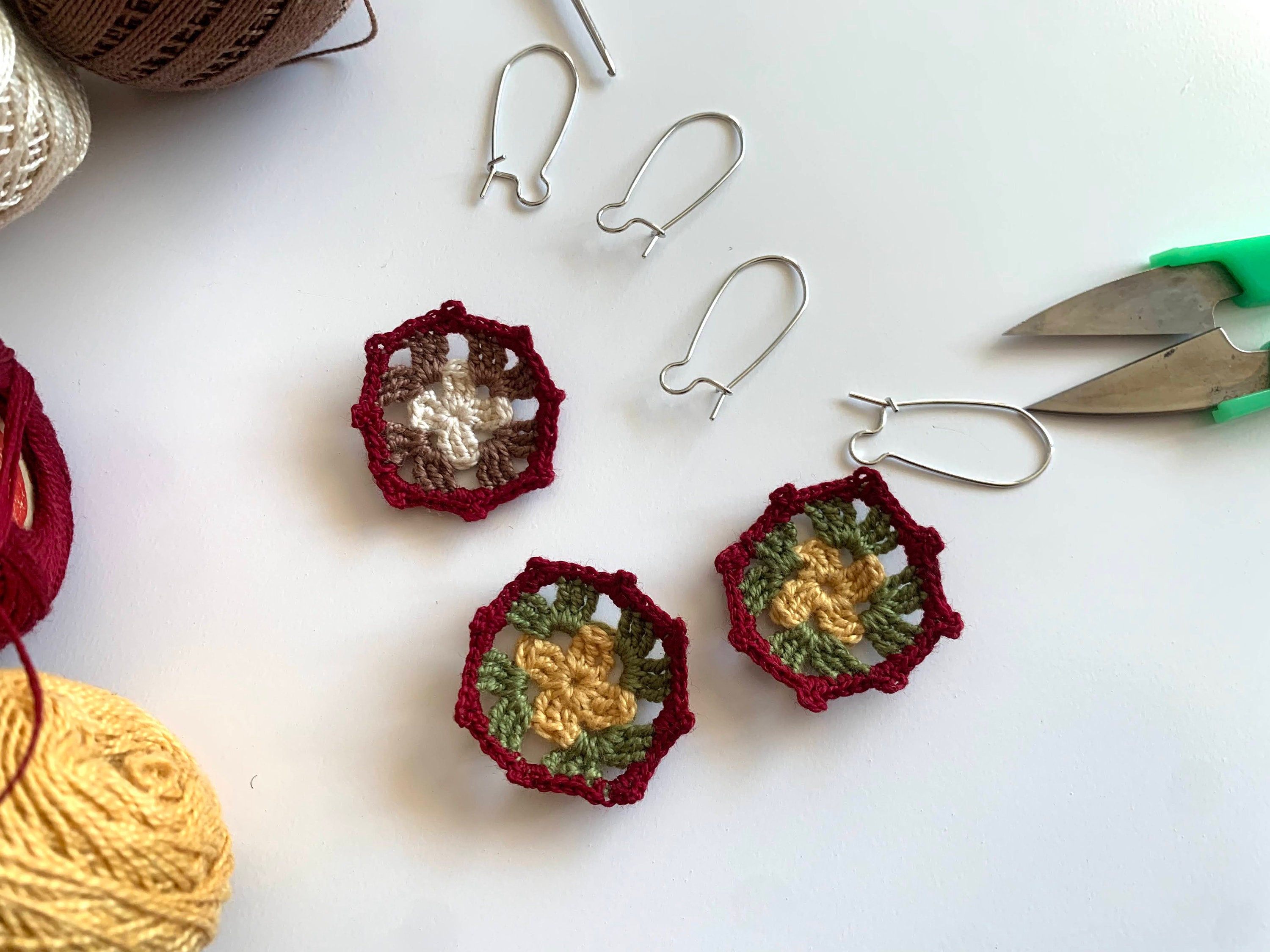 Beginner Friendly Earrings Crochet Pattern, Granny Square Micro Crochet PDF Tutorial, DIY Easy Crochet Pattern, Jewelry Making Digital Ebook - Thumbnail 7