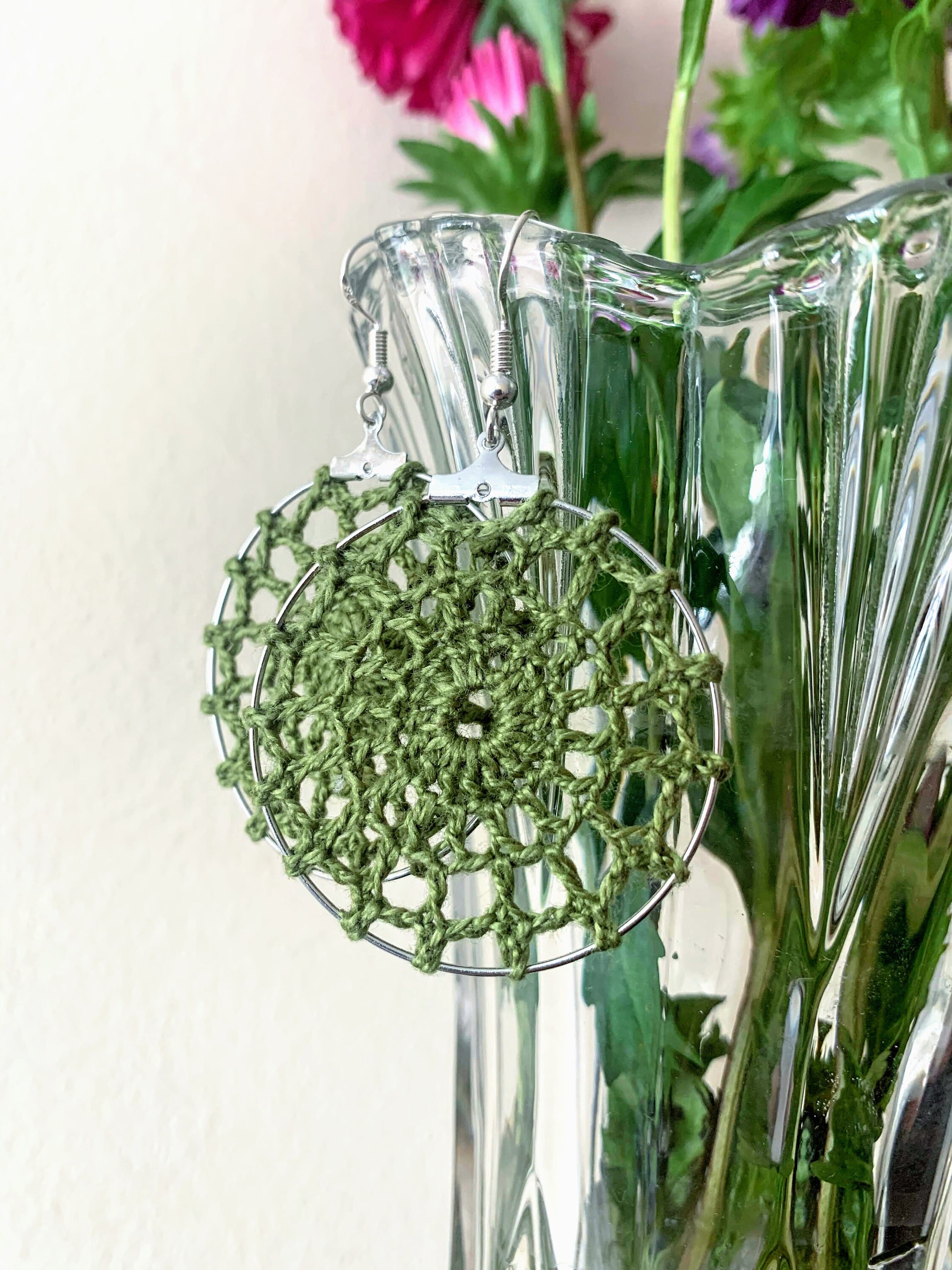 Crochet Pattern for Geometric Hoop Earrings, Halloween Spider Web Earrings Jewelry Making Pattern, Digital PDF Tutorial for 4 cm Hoops - Thumbnail 3