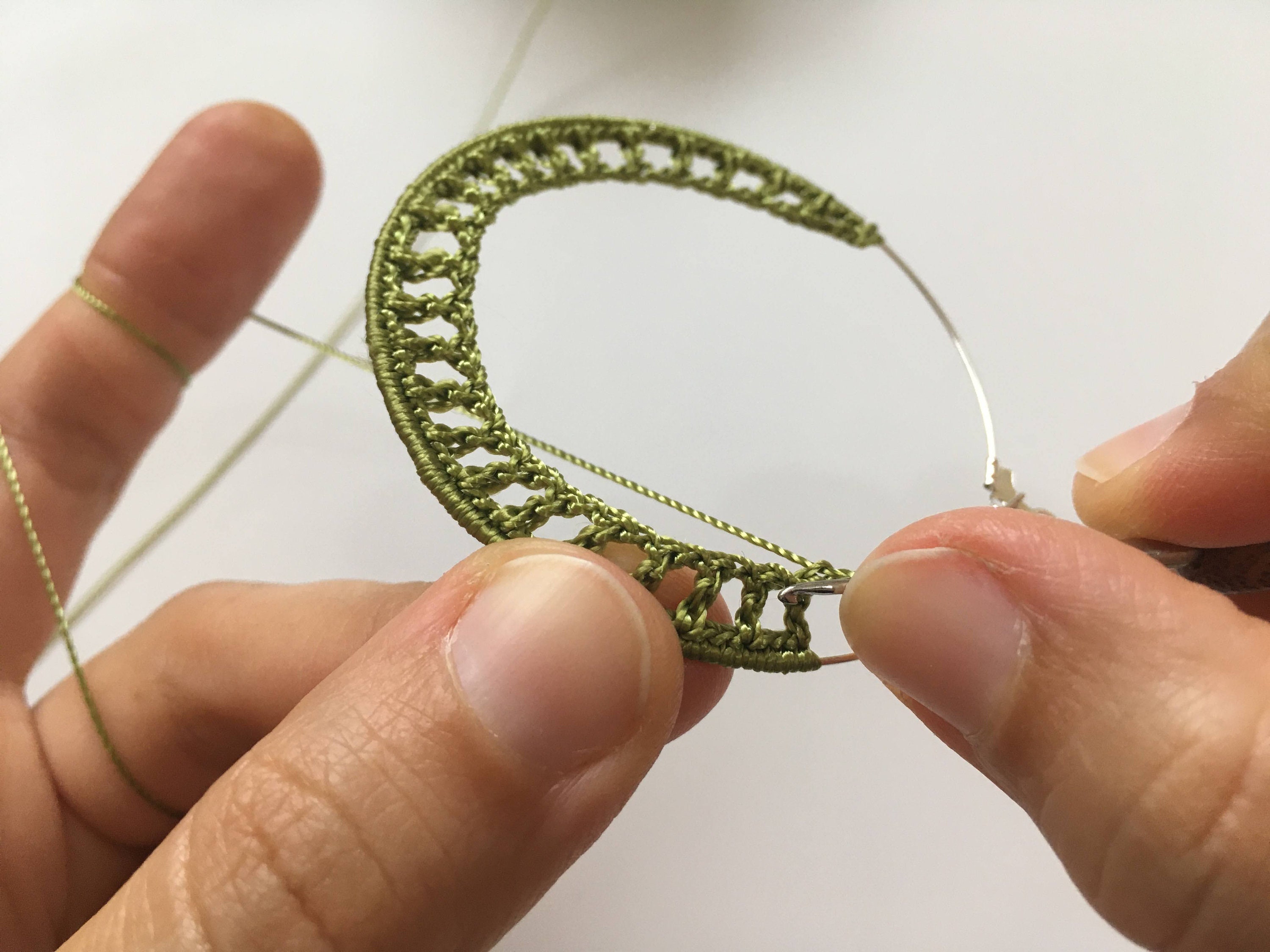 Crochet PDF Tutorial, DIY Crochet Hoop Earrings, Instant Download Crochet Pattern, Digital Jewelry Making Photo Ebook, DIY Crochet Earrings - Thumbnail 6