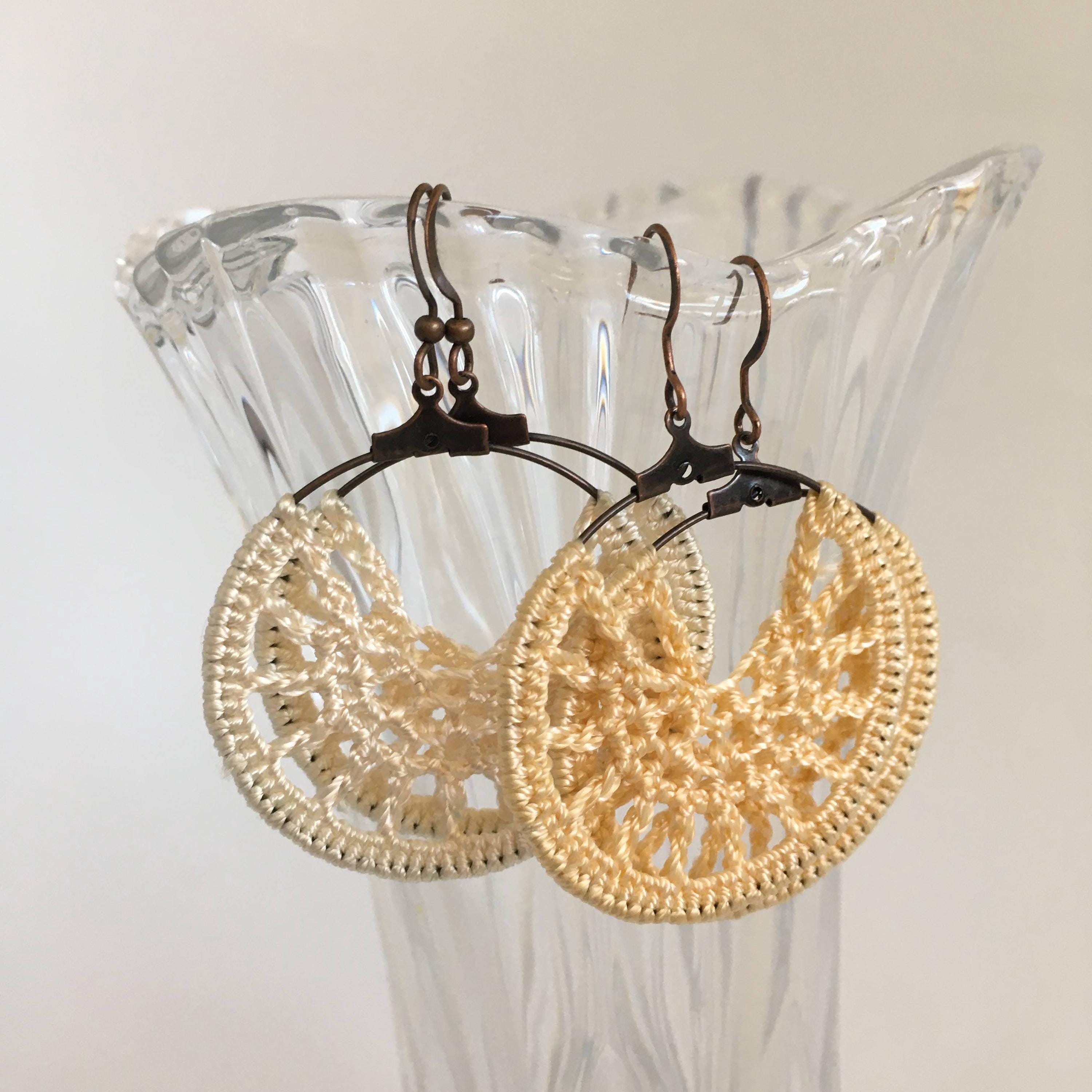 Crochet PDF Tutorial, Half Moon Earrings Crochet Pattern, DIY Guide, Jewelry Pattern Instant Download, Photo Tutorial, Crochet Design Ebook - Thumbnail 7