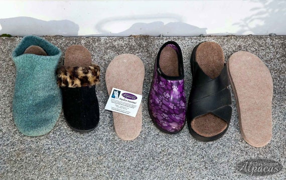 Llama shop rain boots