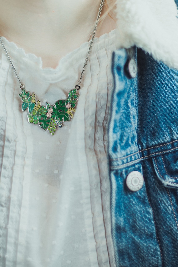 Plant bunting collar necklace, Birthday gift plant, monstera enamel pin pilea peperomioides, Best selling item handmade, plant necklace