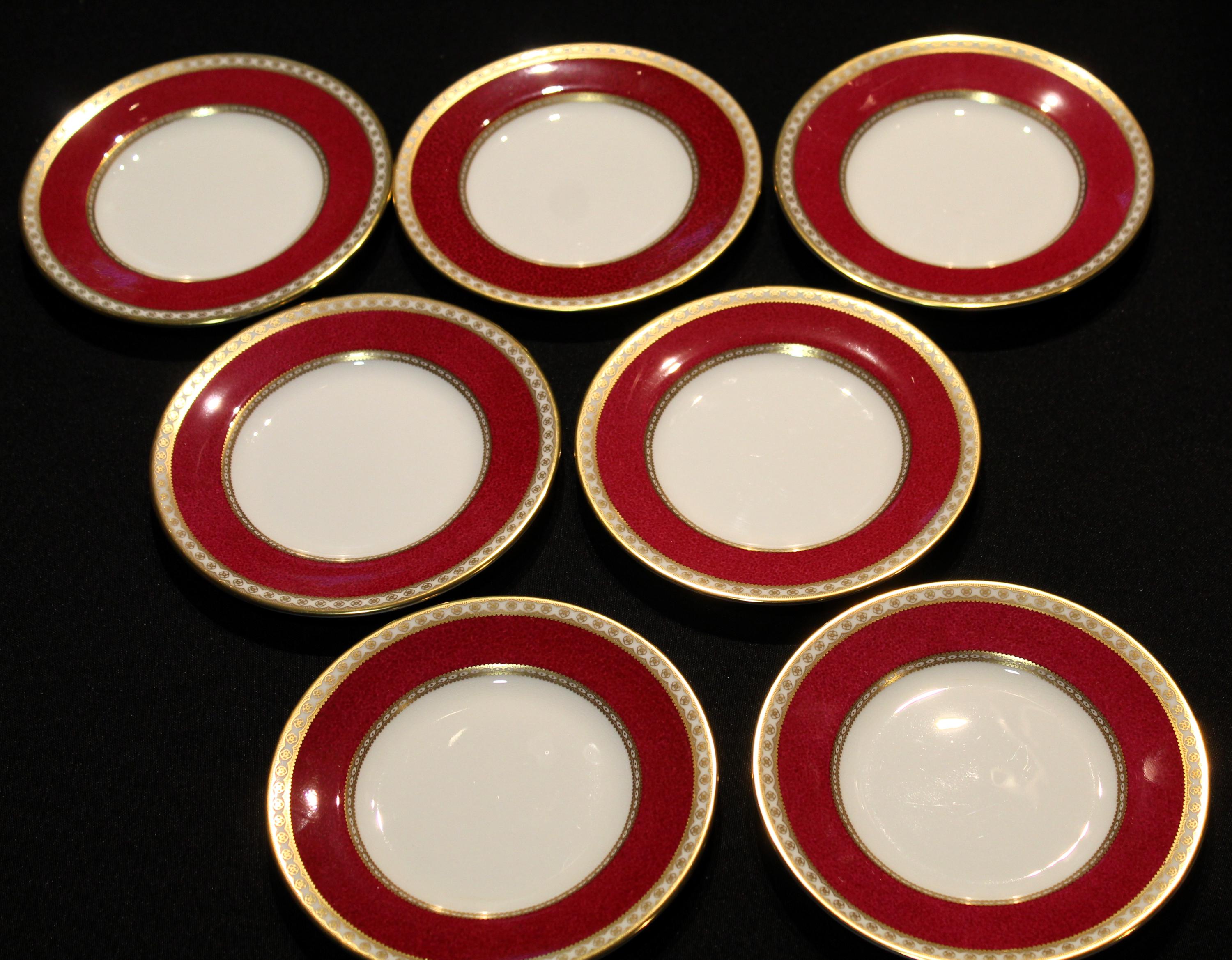 食器  ULANDER POWDER RUBY Wedgwood Ulander Powder Ruby - Etsy